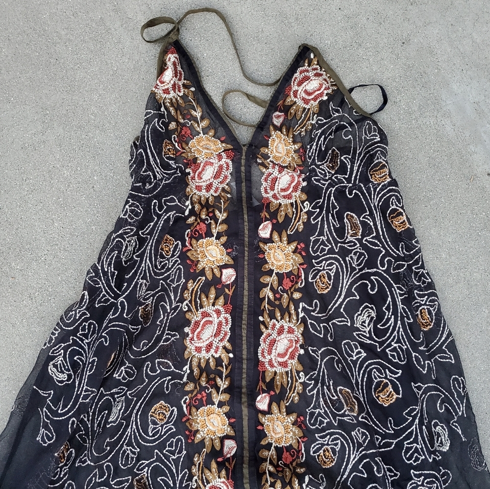 Free People Embroided Sheer Floral Slip Mini Dress M, EUC